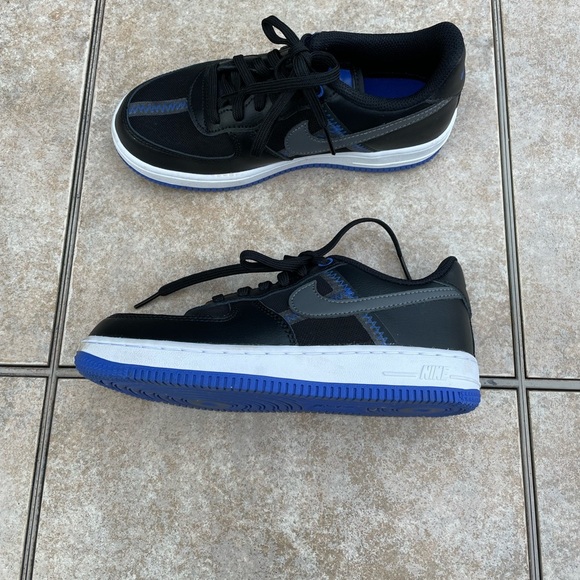 Nike Air Force 1  Nike Air Force 1 LV8 Shoes